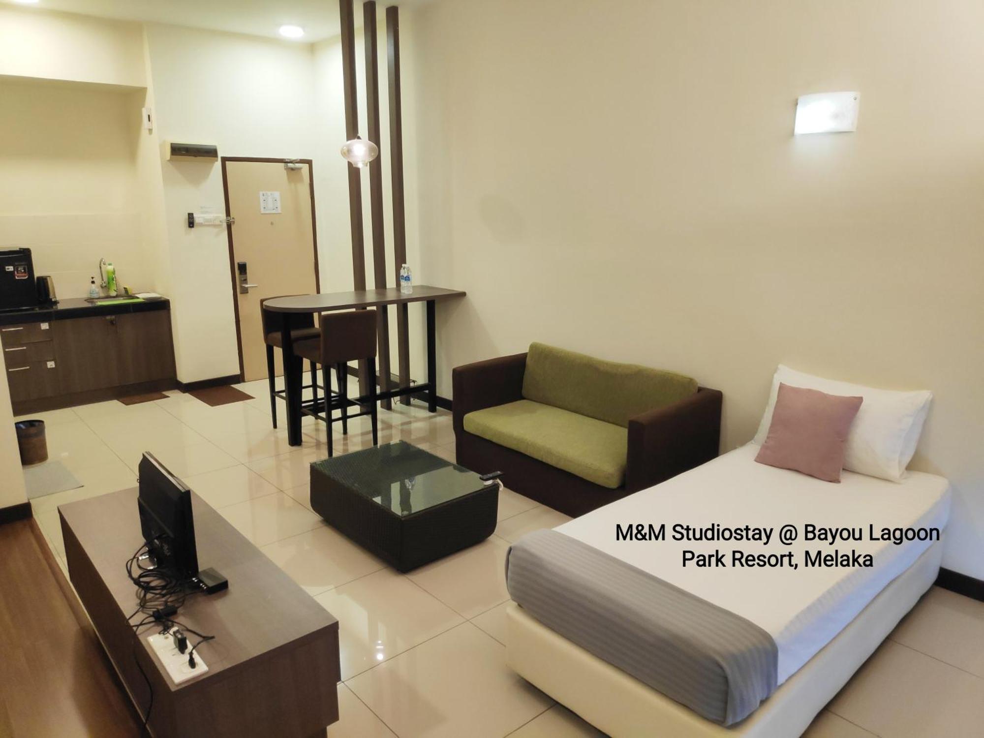 M&m Studiostay At B-lagoon Park Apartment *